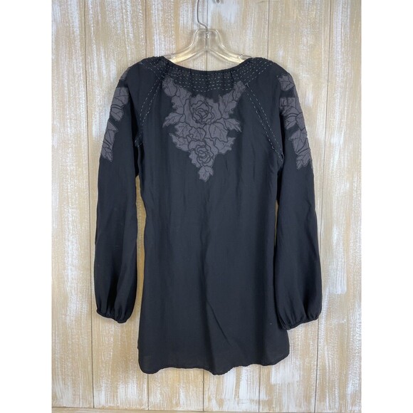 Monoreno Women's Black w/Gray Embroidered Tunic Boho Top Size Medium - Picture 2 of 8